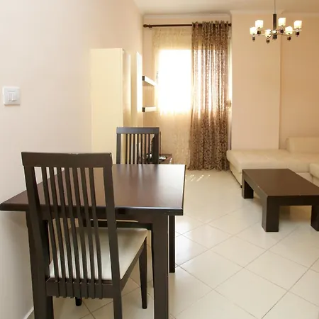 Fm 2 Apartament *