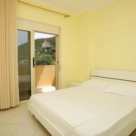 Apartament Fm 2 Wlora