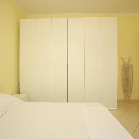 Fm 2 Apartamento Vlorë